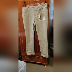 Cute khaki casual pants